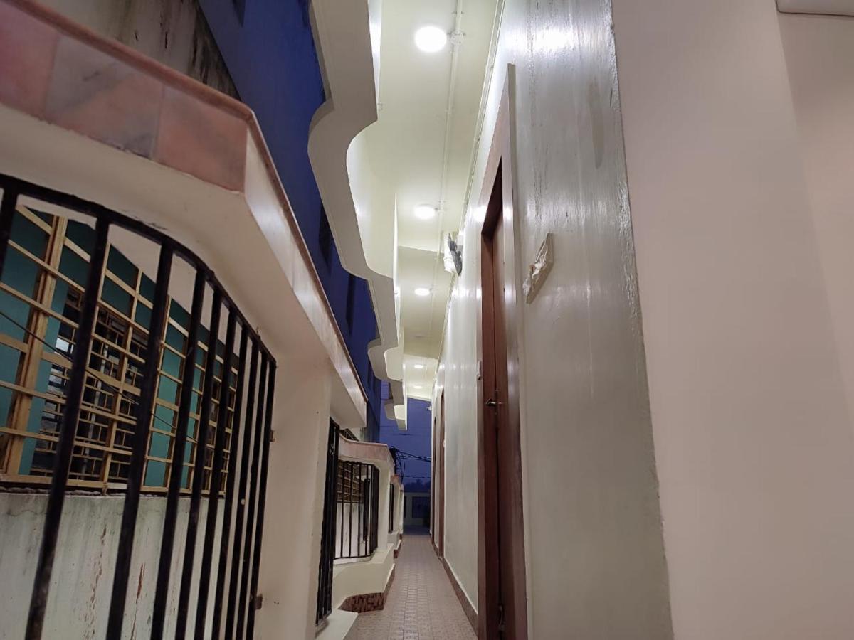 Staymaker Hotel Mohan Palace Baharampur Eksteriør bilde